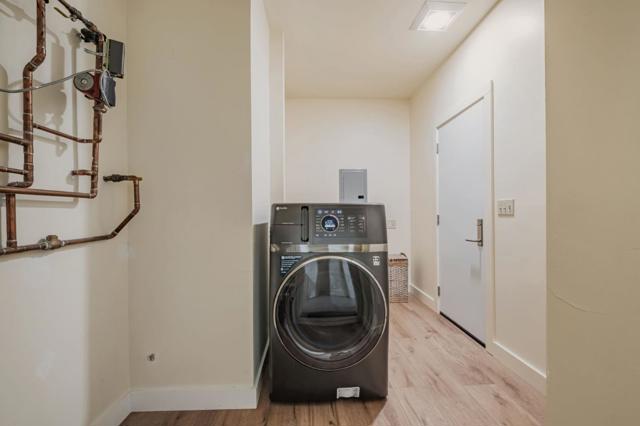 712 California Street, Santa Cruz CA: https://media.crmls.org/mediaz/bd98aa30-f166-40b0-b7f4-e52d6b9afe21.jpg