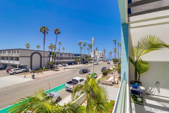 140 Imperial Beach Blvd, Imperial Beach CA: https://media.crmls.org/mediaz/bd99d50b-baa6-44e7-abbd-6b19e88aadc4.jpg