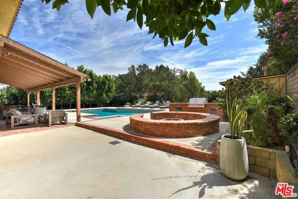 MLS #26915335 image #67