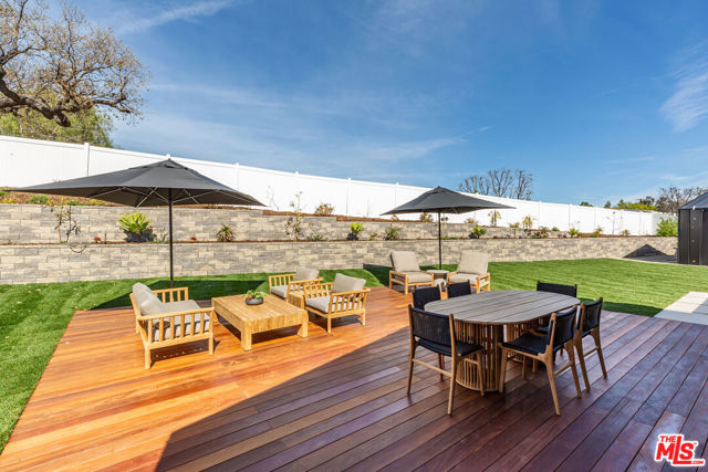 5259 Lewis Road, Agoura Hills CA: https://media.crmls.org/mediaz/bd9a6d1c-3d6b-40c7-9c52-6fc9b2394637.jpg