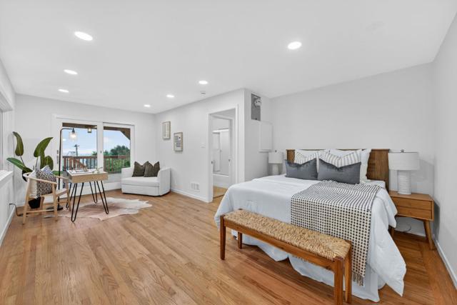 72 Cresta Vista Drive, San Francisco CA: https://media.crmls.org/mediaz/bd9abda9-9ce8-4ce7-849c-831554724a9f.jpg