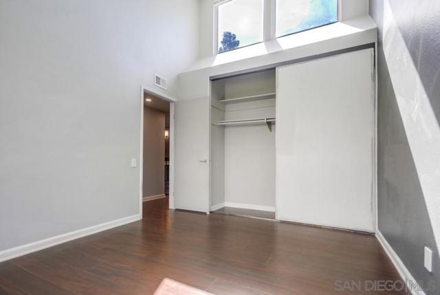 10497 Caminito Mayten, San Diego CA: https://media.crmls.org/mediaz/bd9b8765-6215-4f56-8187-d846f06d4a12.jpg