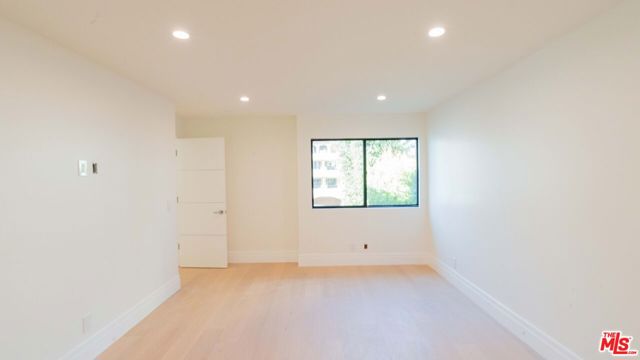 10520 Ashton Avenue, Los Angeles CA: https://media.crmls.org/mediaz/bd9c104c-f294-40a2-bc69-dd4d95464c95.jpg