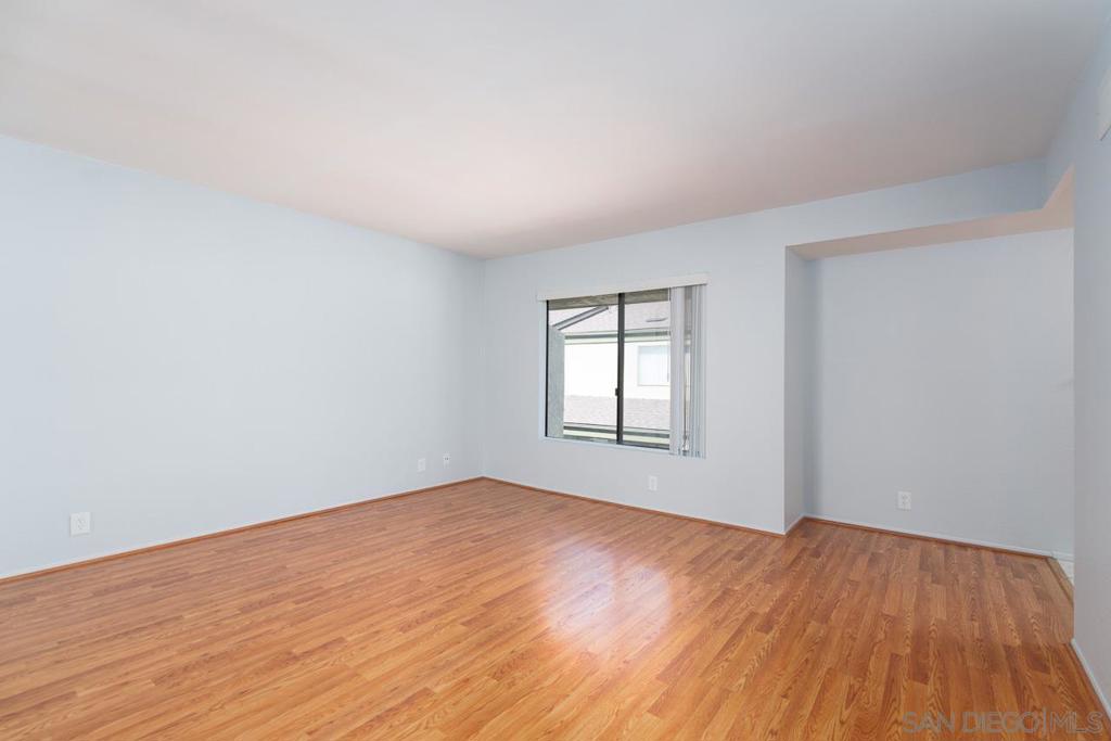 3286 Caminito Eastbluff - photo 11