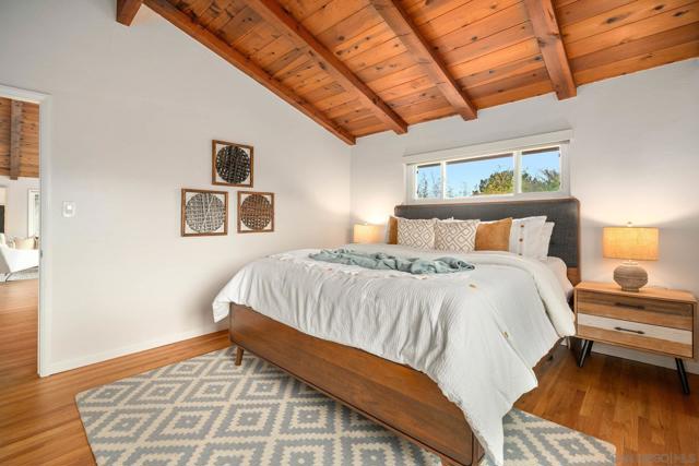 3537 Addison St, San Diego CA: https://media.crmls.org/mediaz/bd9c9b21-5fb1-4db7-a89a-d3398d826208.jpg