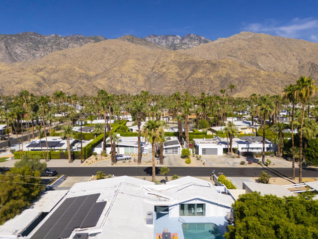 1890 S Navajo Drive, Palm Springs, CA 92264