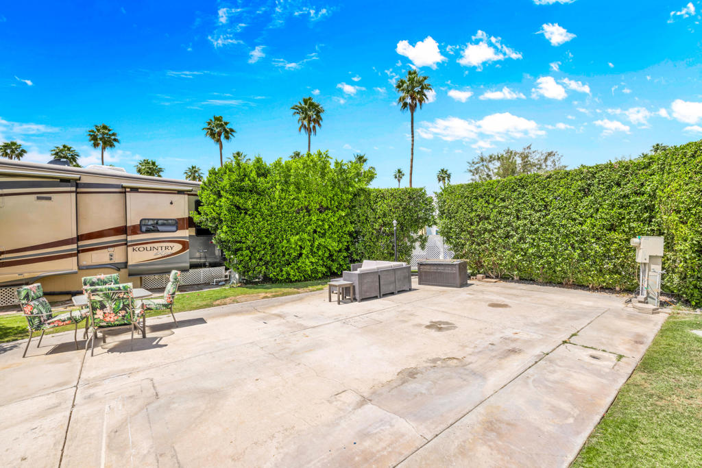 MLS #219135389PS image #11