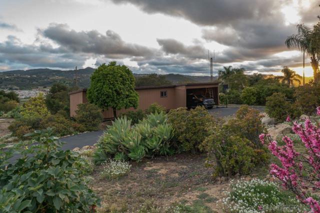 28149 Orange Terrace, Valley Center CA: https://media.crmls.org/mediaz/bd9d56e4-0ebc-4d07-9556-e309edaddd13.jpg
