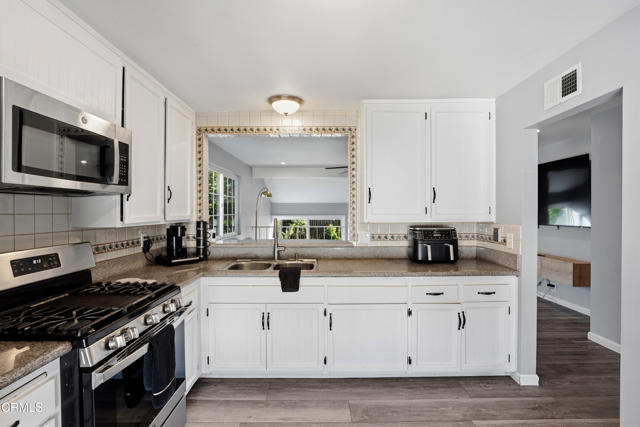 Detail Gallery Image 7 of 27 For 202 Avon Ln, Fillmore,  CA 93015 - 3 Beds | 1/1 Baths