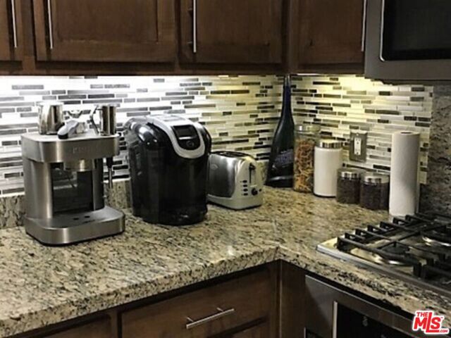 21301 ERWIN Street, Woodland Hills CA: https://media.crmls.org/mediaz/bd9edb63-e1db-443d-ab6b-b54d367907b2.jpg