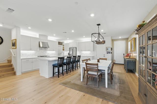 1894 Malalenca Road, Santa Paula CA: https://media.crmls.org/mediaz/bd9f51e9-4085-4910-81f3-96b2cf37cb14.jpg