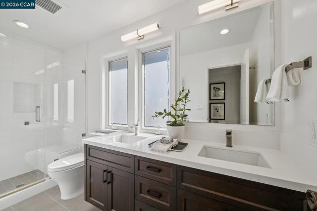 Image 28 of 38 For 342 Constance Pl