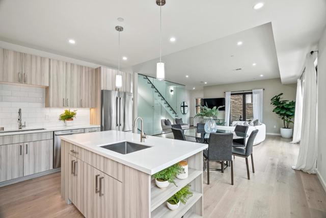 924 Woodside Road, Redwood City CA: https://media.crmls.org/mediaz/bd9fc38f-352a-452f-99f0-66e67231850d.jpg