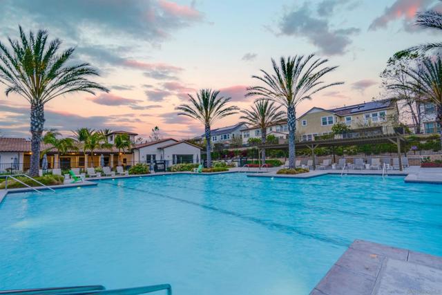 5384 Aurora Summit Trl, San Diego CA: https://media.crmls.org/mediaz/bd9fcbf4-2afd-4424-bc17-807bdebbfeeb.jpg