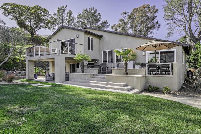 12902 Biscayne Cove, Del Mar CA: https://media.crmls.org/mediaz/bda0641f-9dec-442d-8925-a9848da8e6c0.jpg