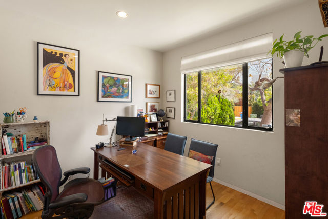 4 Bed Home for Sale in Venice, California