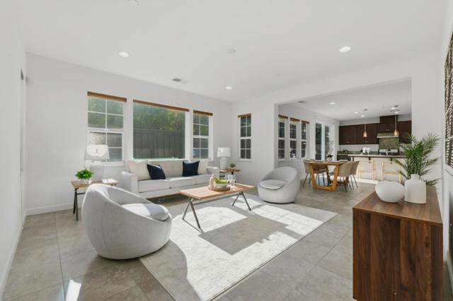 1512 Hayden Street, Hayward CA: https://media.crmls.org/mediaz/bda31d08-ed2d-41be-b85c-d85d54b36fd0.jpg