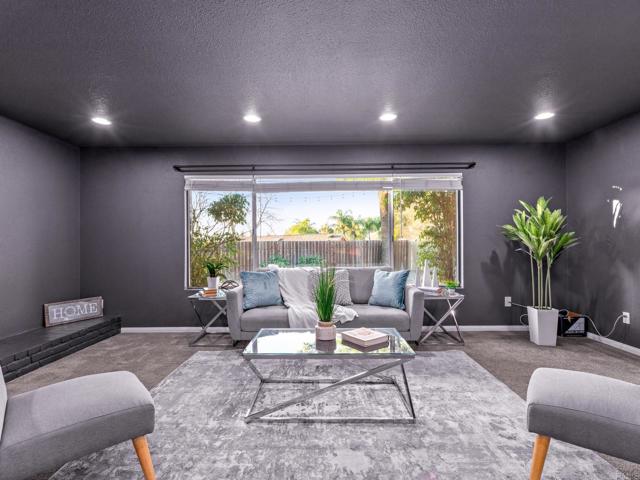 Detail Gallery Image 28 of 53 For 1130 Pebble Springs Ln, Escondido,  CA 92026 - 3 Beds | 2 Baths