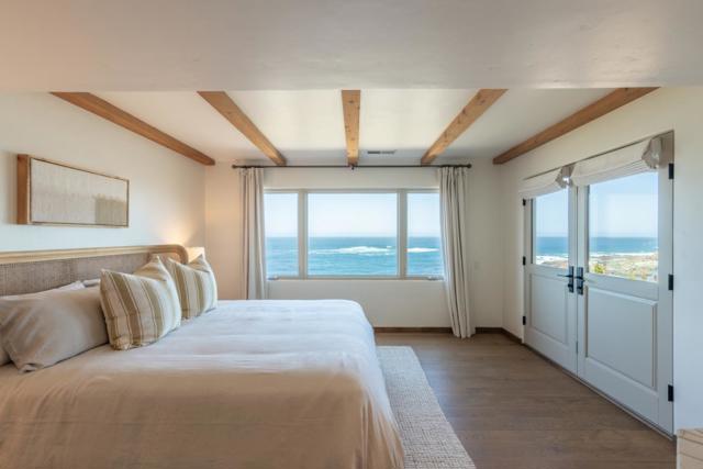 30530 Aurora Del Mar, Carmel CA: https://media.crmls.org/mediaz/bda5afc6-ee82-420f-b56b-f67db0d5dcb6.jpg