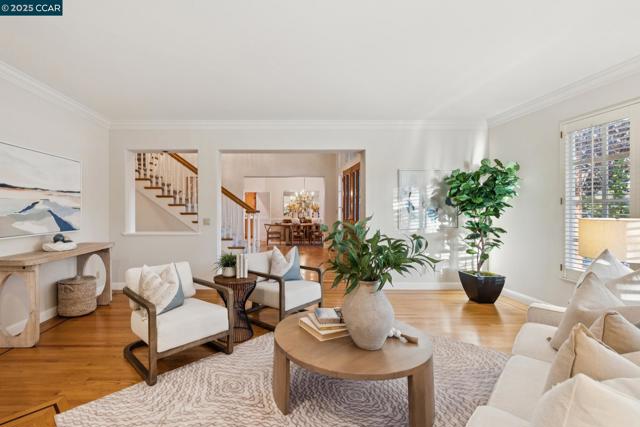 788 Woodwind Place, Walnut Creek CA: https://media.crmls.org/mediaz/bda66b72-1e31-4fc7-82a8-ca90b2fdeeab.jpg