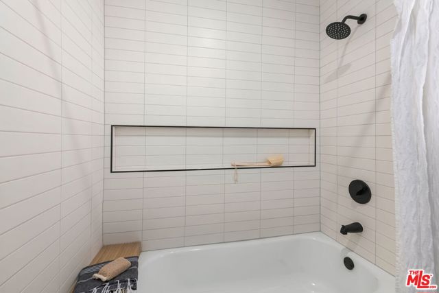 617 Micheltorena Street, Los Angeles CA: https://media.crmls.org/mediaz/bda71c1b-7a2e-453c-8879-3222d540f952.jpg