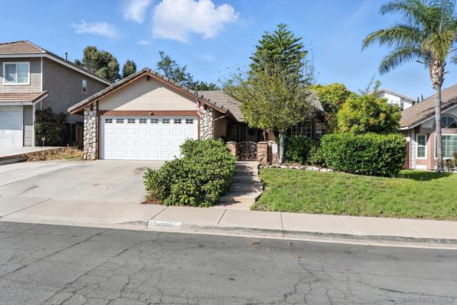23886 Red Clover Cir, Murrieta CA: https://media.crmls.org/mediaz/bda7c93a-b61c-40fa-aa5e-6f7b11c6f70f.jpg