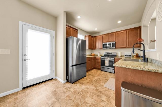 21 Sycamore Street, Greenfield CA: https://media.crmls.org/mediaz/bda7cdf2-eb3e-4b9a-8cb2-e4993f177bca.jpg