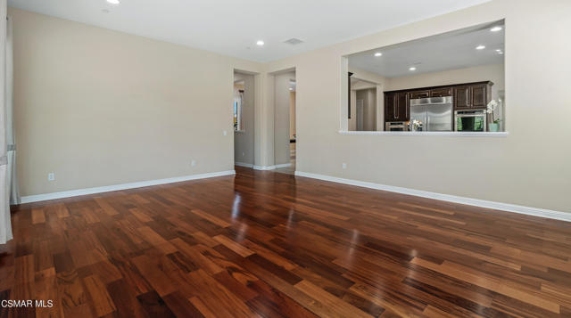 Image 11 of 46 For 7375 Elk Run Way