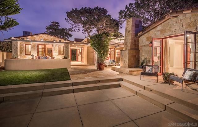 Listing Details for 215 10th St  , Del Mar, CA 92014