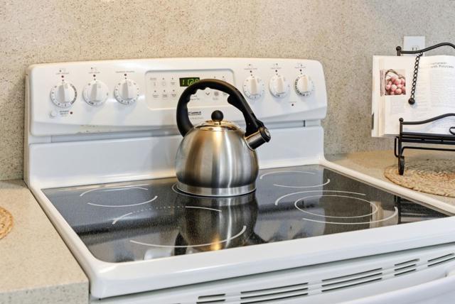 4783 Capay Drive, San Jose CA: https://media.crmls.org/mediaz/bdaa87b5-7a50-4f58-b28b-12b1e7e89d4f.jpg