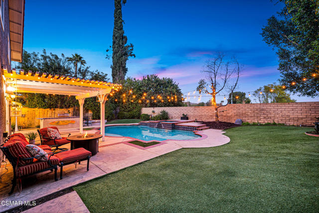 30836 Overfall Drive, Westlake Village CA: https://media.crmls.org/mediaz/bdaa9cd1-6c95-4e92-bfb3-3dd7ef4d806c.jpg