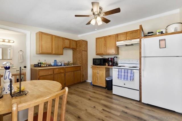 3232 N Twin Oaks Valley Rd, San Marcos CA: https://media.crmls.org/mediaz/bdaab065-a9fd-4c02-9fe5-ea6d59b2aff9.jpg
