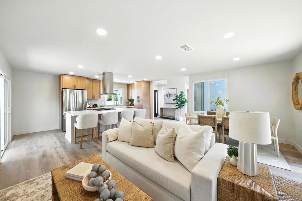 MLS #250043080SD image #16