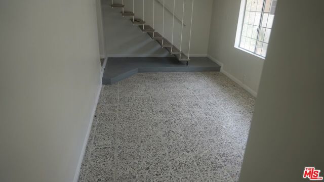 15013 Hartsook Street, Sherman Oaks CA: https://media.crmls.org/mediaz/bdabbe89-81b4-45cc-8389-34a267735392.jpg