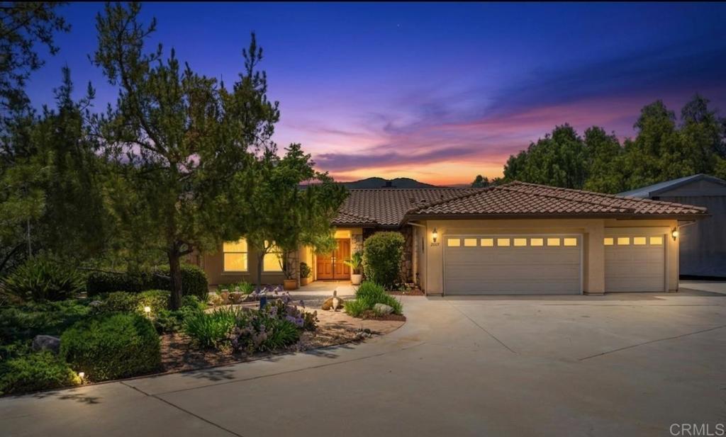 2527 Southern Oak Road