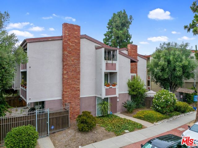 6505 GREEN VALLEY Circle, Culver City, California 90230, 2 Bedrooms Bedrooms, ,2 BathroomsBathrooms,Condominium,For Sale,GREEN VALLEY,24422901