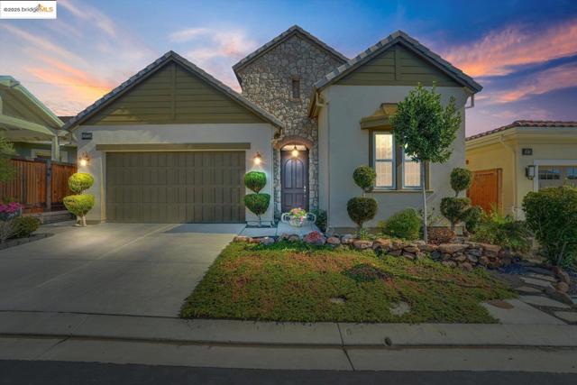 1577 Chianti LN, Brentwood CA: https://media.crmls.org/mediaz/bdadb41a-b417-4996-adee-2e22607749d8.jpg