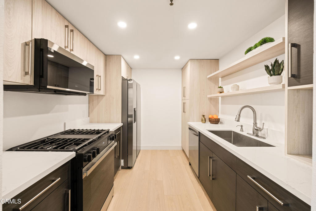 70 N Catalina Avenue #101