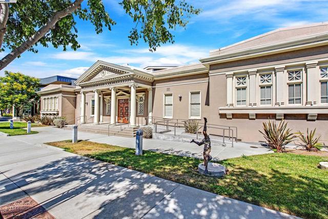 800 S Abel St, Milpitas CA: https://media.crmls.org/mediaz/bdadfb64-753d-4084-afa9-60747a27510e.jpg