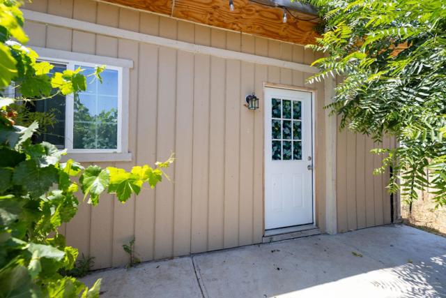 11835 Hobday Road, Wilton CA: https://media.crmls.org/mediaz/bdae8bc5-b197-4b28-b1bf-e3448300eec9.jpg