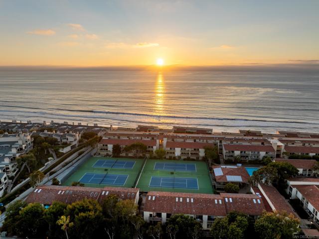 429 S Sierra Ave, Solana Beach CA: https://media.crmls.org/mediaz/bdaf3228-0793-4033-8463-6118387f94ae.jpg