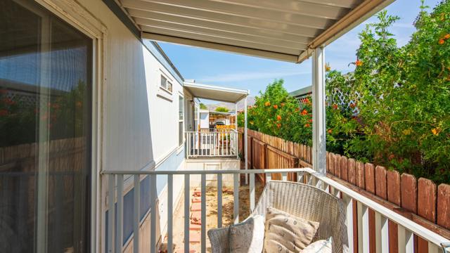 14777 Palm Drive, Desert Hot Springs CA: https://media.crmls.org/mediaz/bdb1b086-a7df-4664-8fad-fcb911584990.jpg