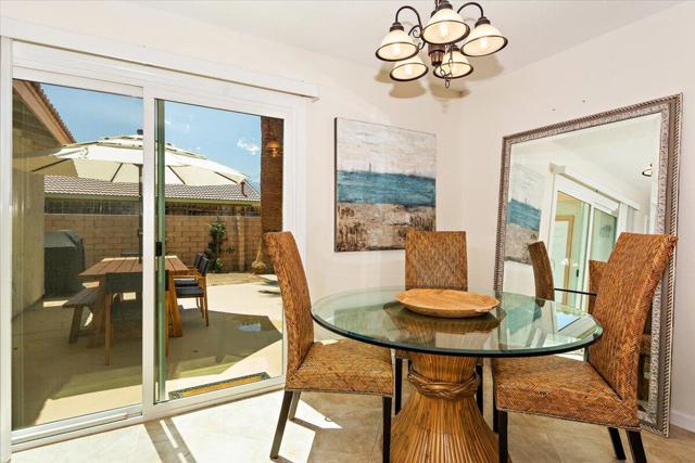 Image 10 of 33 For 51495 Avenida Obregon