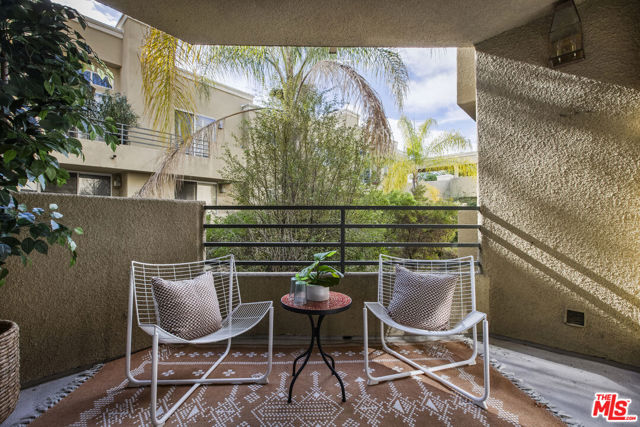 6140 Monterey Road, Los Angeles CA: https://media.crmls.org/mediaz/bdb2f52d-d050-45c2-b3b6-4e4c8689c89f.jpg