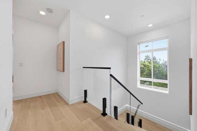 395 Martens Avenue, Mountain View CA: https://media.crmls.org/mediaz/bdb35eba-6381-48ce-bf4b-7973424b55b8.jpg