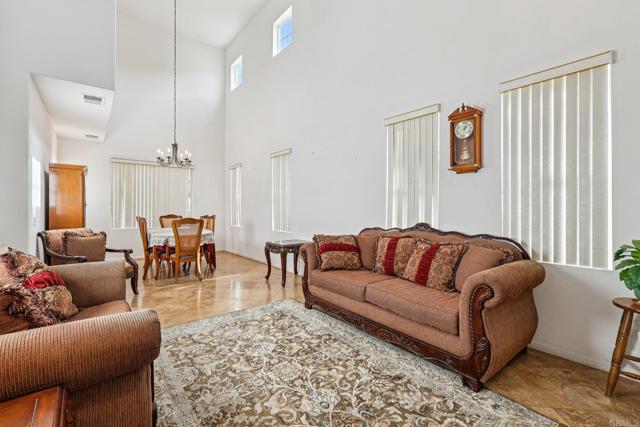 Detail Gallery Image 7 of 55 For 1131 Parsons, San Diego,  CA 92154 - 5 Beds | 3 Baths