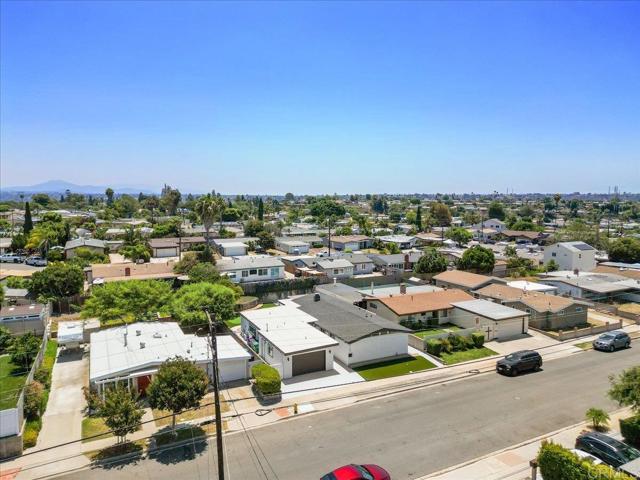 Detail Gallery Image 32 of 35 For 9163 Fermi Ave, San Diego,  CA 92123 - 5 Beds | 3 Baths