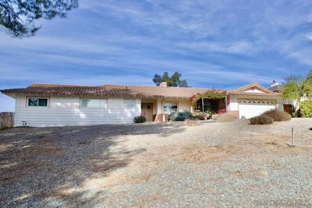 2962 Viejas View Pl, Alpine, California 91901, 3 Bedrooms Bedrooms, ,2 BathroomsBathrooms,Single Family Residence,For Sale,Viejas View Pl,250017061SD