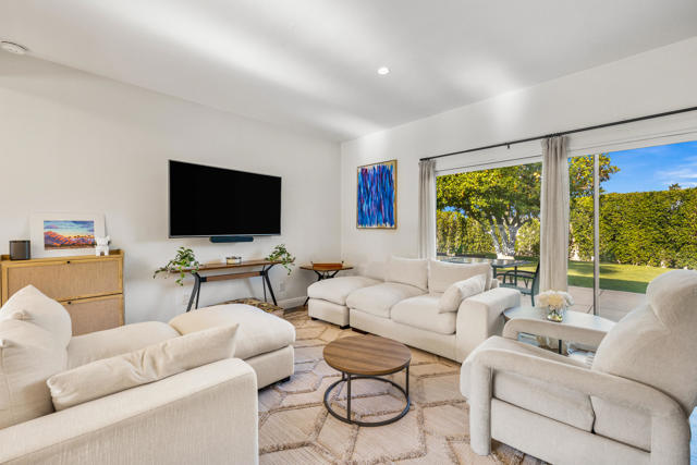 78488 Calle Seama, La Quinta CA: https://media.crmls.org/mediaz/bdb5dfbf-1f85-4517-a140-738ad6cc4397.jpg