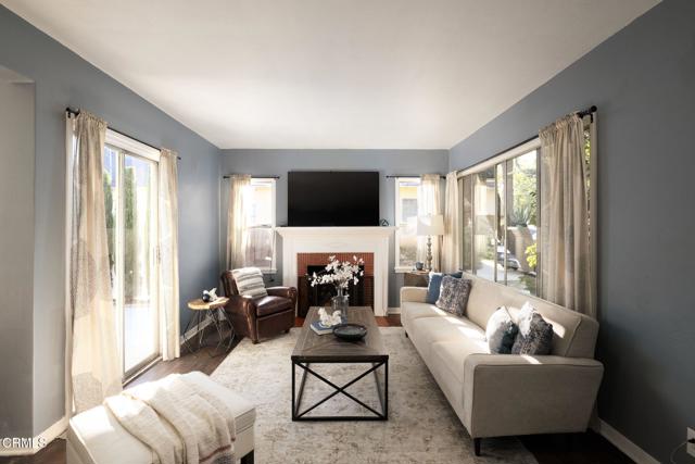 Detail Gallery Image 6 of 31 For 2020 Casa Grande St, Pasadena,  CA 91104 - 3 Beds | 2 Baths